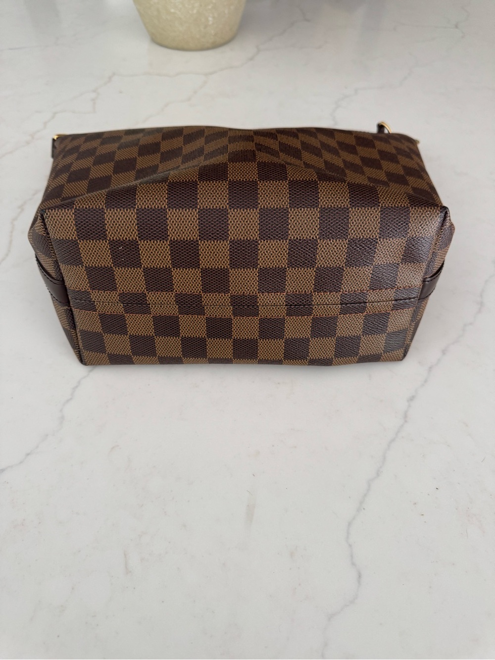Authentic Louis Vuitton Damier Ebene Illove MM Shoulder Bag - Picture 3 of 13